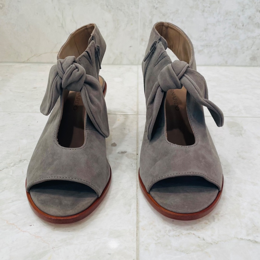 BERNARDO {6.5} Booties Gray Suede Knotted "Luna" - Picture 3 of 10